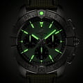 Breitling Breitling Avenger B01 Chronograph 44 AB0147101L1X1 механические мужские часы часы, крупный план зеленый циферблат