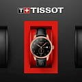 Tissot T0064283605200 мужские часы застежка крупным планом