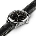 Hamilton H70405730 наручные мужские часы застежка крупным планом