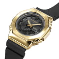 Casio GM-S2100GB-1A мужские часы застежка крупным планом