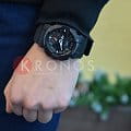 Casio Casio G-Shock GA-120-1A электронные мужские часы часы крупный план черный циферблата