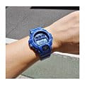 Casio Casio G-Shock GMD-S6900CF-2ER , наручные женские часы фото под углом
