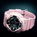 Casio Casio G-Shock GMA-S110MP-4A2  наручные женские часы фото под углом.