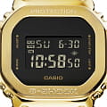 Casio GM-5600G-9 мужские часы застежка крупным планом