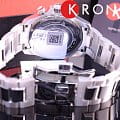 Tissot Tissot V8 Quartz Chronograph T106.417.11.051.00 кварцевые мужские часы часы крупный план черный циферблата