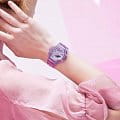 Casio GMA-S2100SK-4A женские часы застежка крупным планом