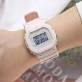 Casio Casio G-Shock GMD-S5600CT-4DR (GMD-S5600CT-4)  наручные женские часы фото под углом.